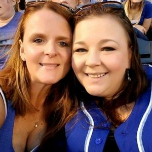 Meet your Posher, Amber